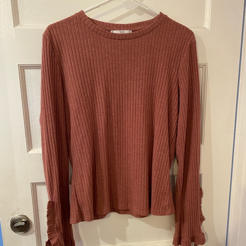 Mango blush long sleeve tshirt- NEVER WORN